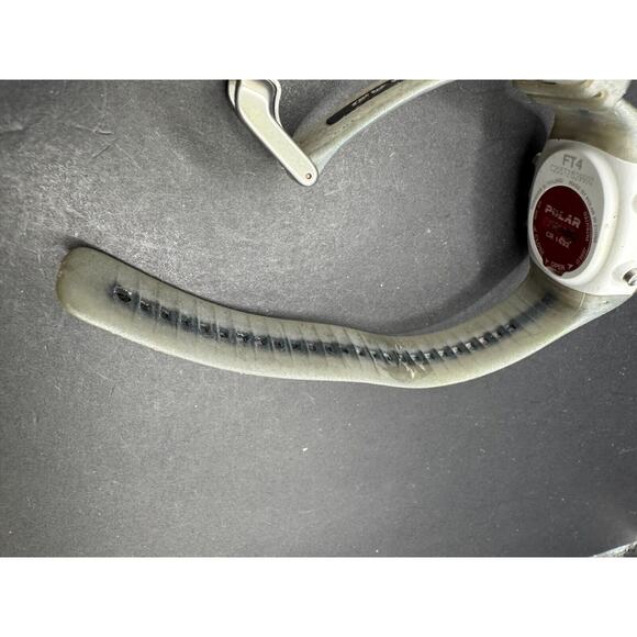 Polar FT4 Digital Watch Women Date Time Heart Rate Monitor White Rubber Band - Picture 7 of 8